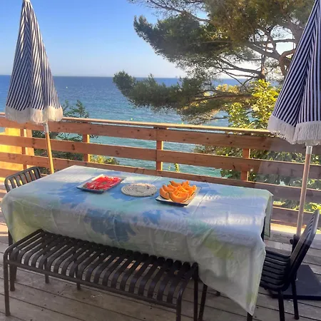 Cabanon Moderne, Les Pieds Dans L'eau, 2 Casa vacanze *