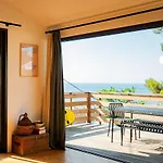 Сasa de vacaciones Cabanon Moderne, Les Pieds Dans L'eau, 2 *