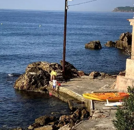 Ferienhaus Cabanon Moderne, Les Pieds Dans L'eau, 2 Le Pradet