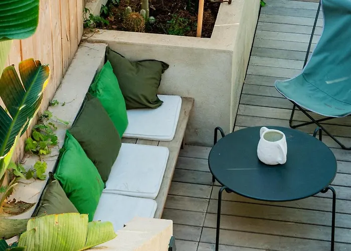 Cabanon Moderne, Les Pieds Dans L'eau, 2 Ferienhaus Le Pradet